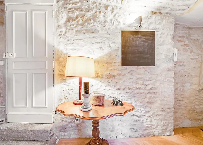 Les Voutes De Bressey, Luxe Et Calme En Hypercentre Apartment