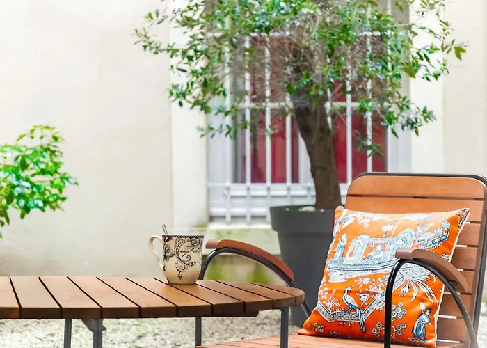 Les Voutes De Bressey, Luxe Et Calme En Hypercentre