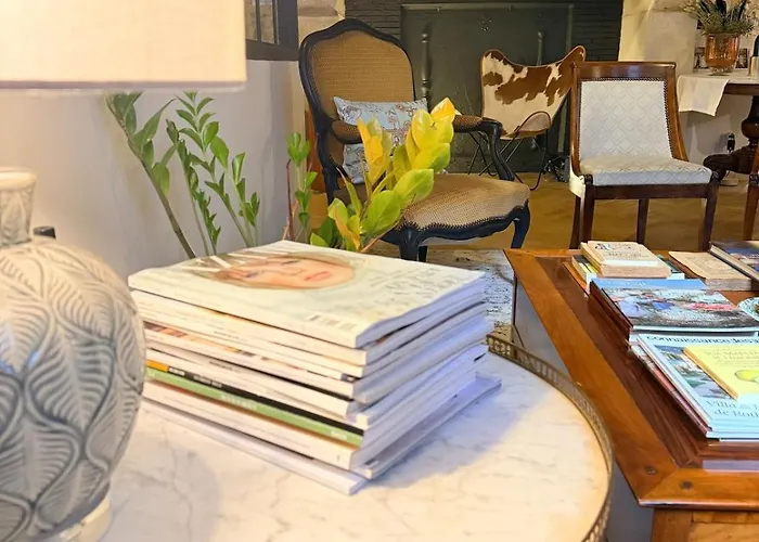 Les Voutes De Bressey, Luxe Et Calme En Hypercentre