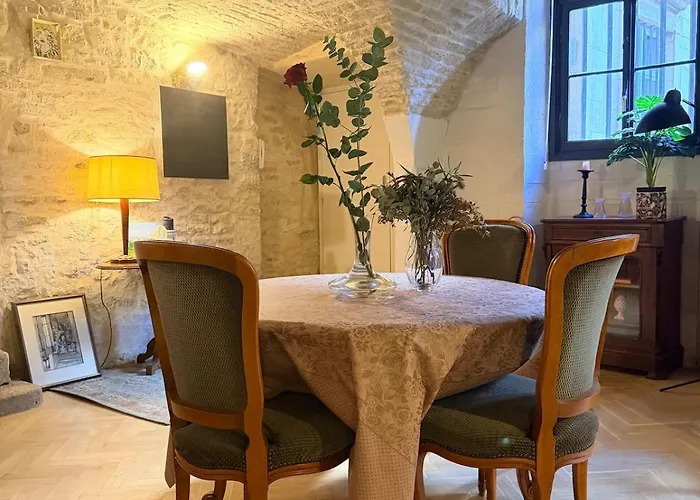 Appartamento Les Voutes De Bressey, Luxe Et Calme En Hypercentre Digione