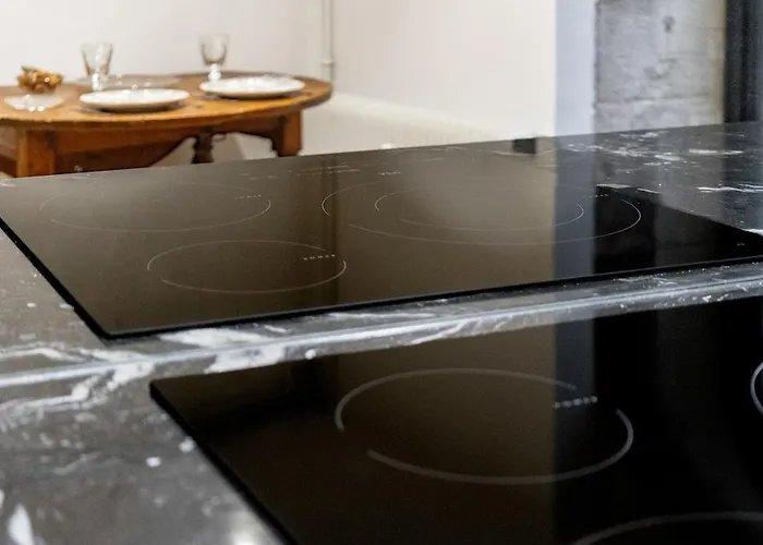 Les Voutes De Bressey, Luxe Et Calme En Hypercentre