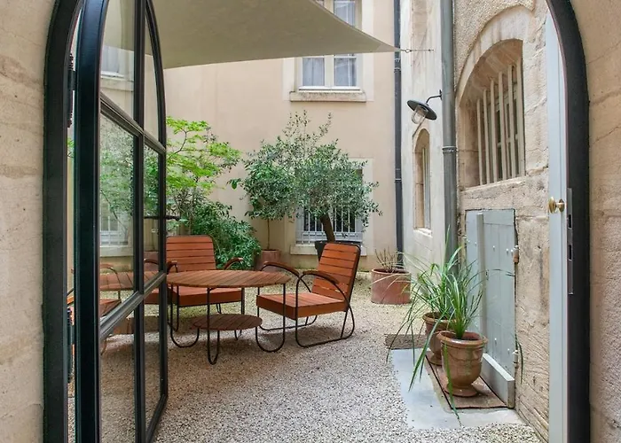 Appartamento Les Voutes De Bressey, Luxe Et Calme En Hypercentre